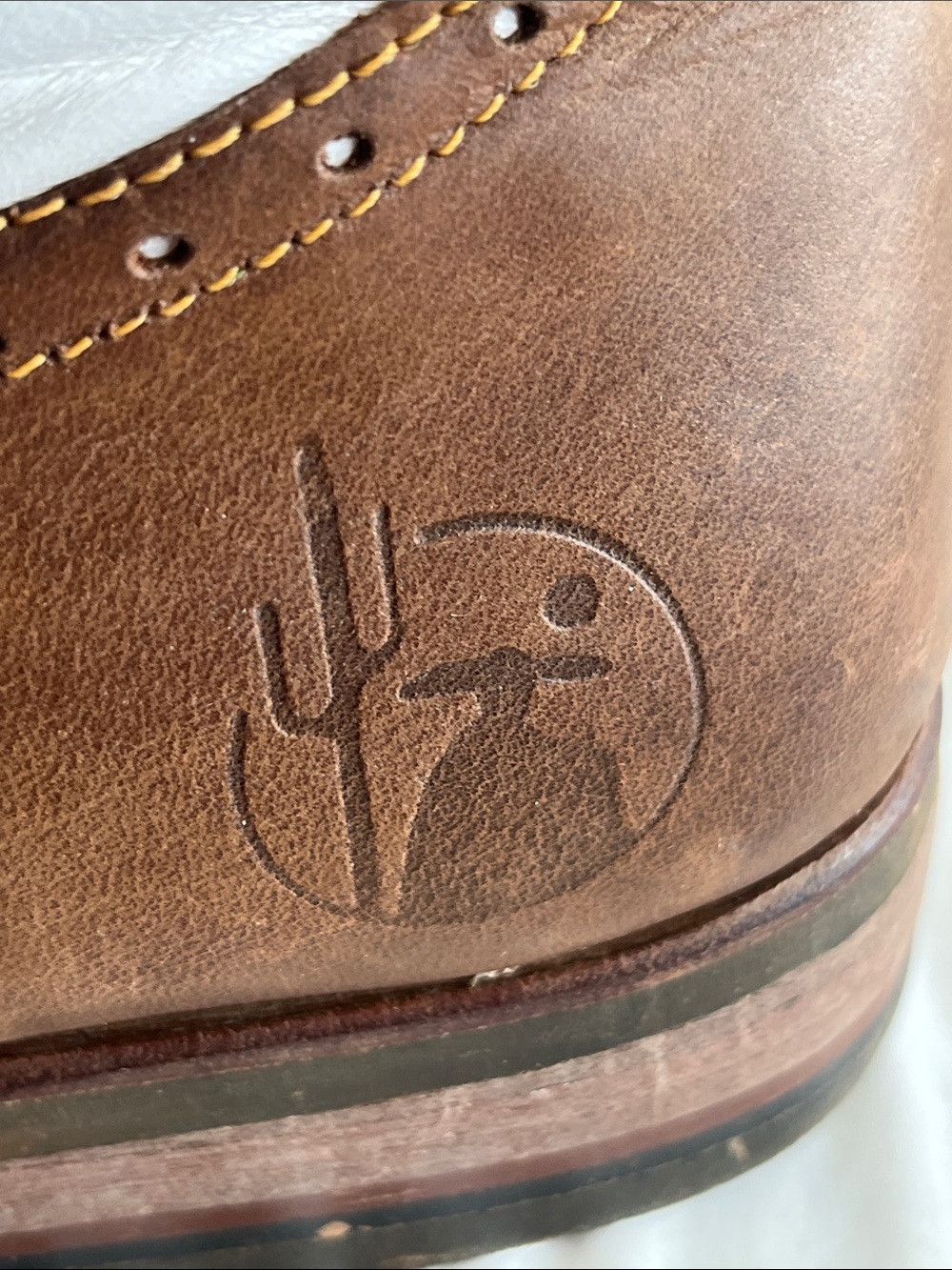 Reyme Brown and White Men’s Western Cowboy Boots - Picture 8 of 16